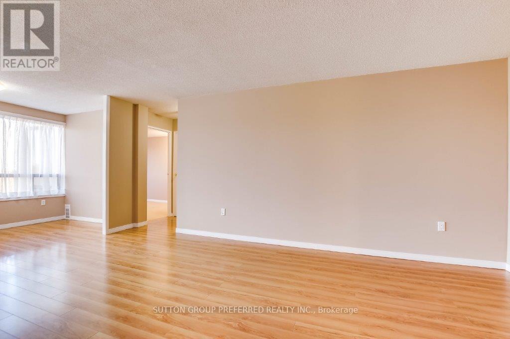 605 - 1600 ADELAIDE STREET N — photo 7