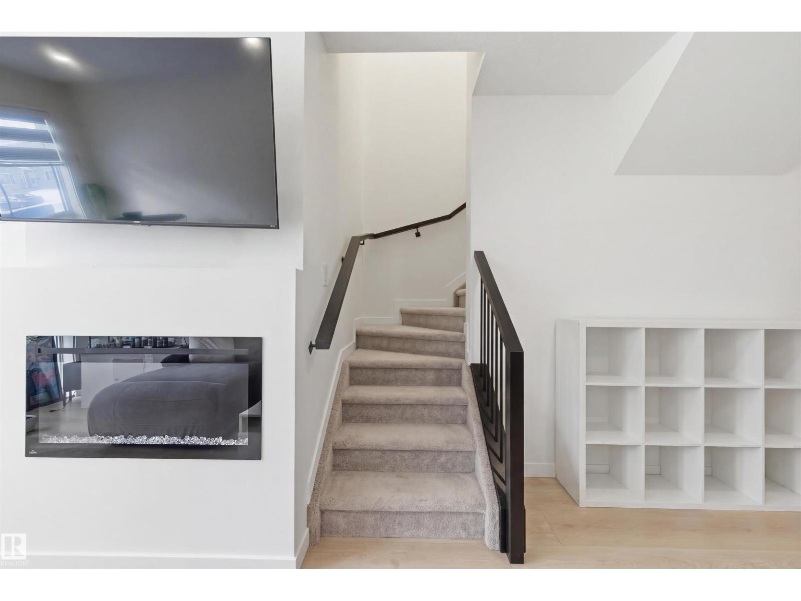 #3 12204 121 AV NW, Edmonton