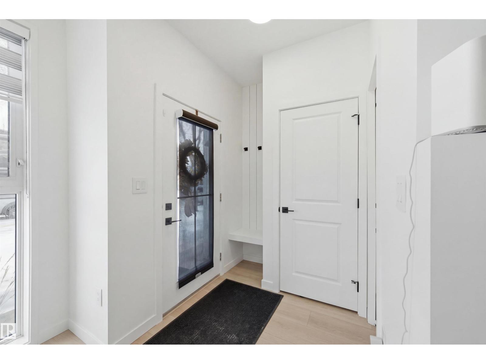 #3 12204 121 AV NW, Edmonton