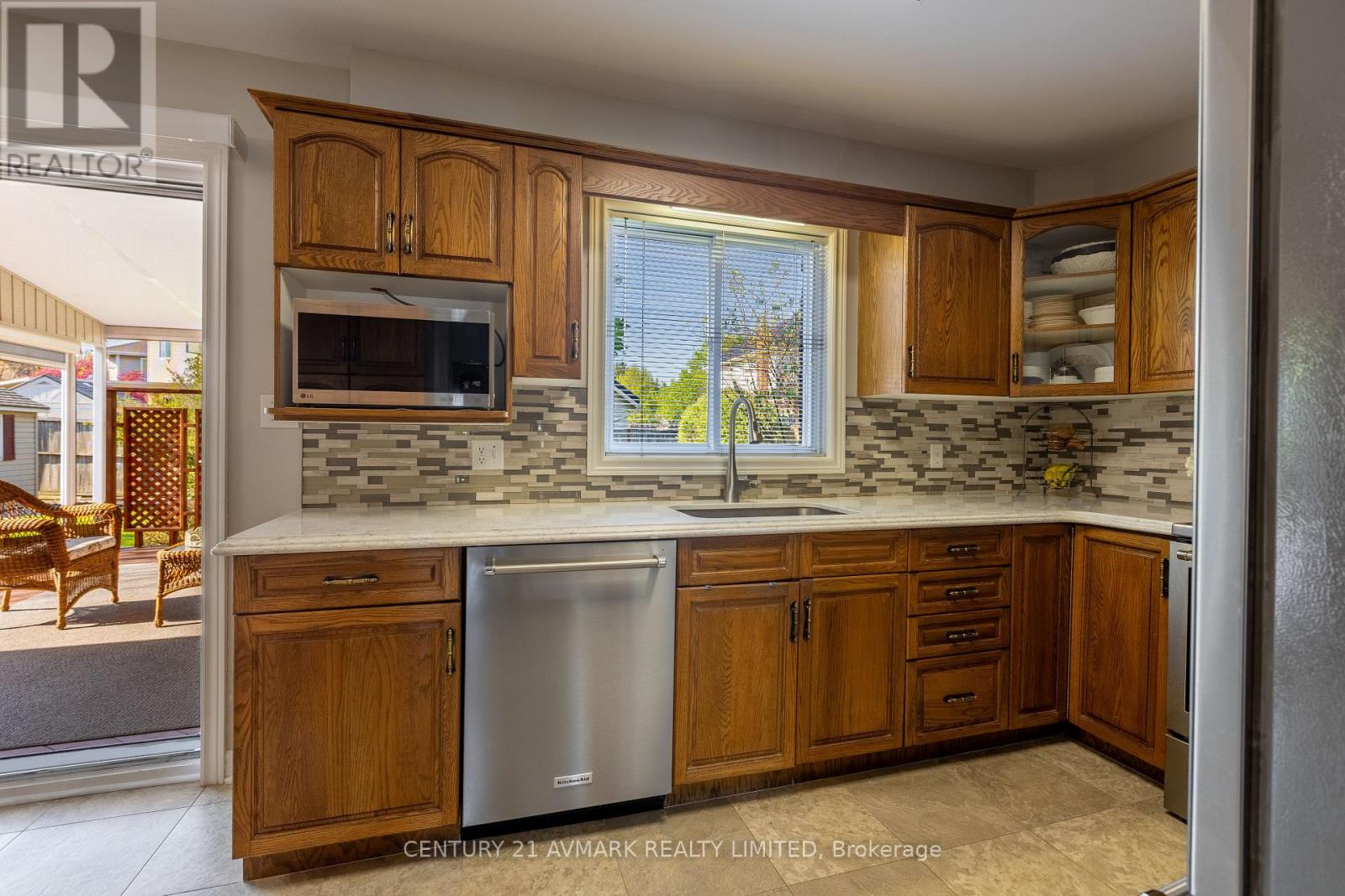 154 MICHAEL DRIVE — photo 18
