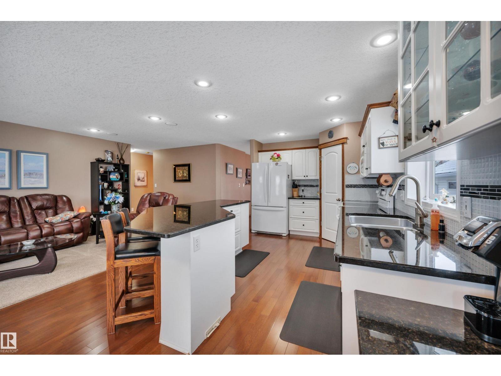 128 Regal WY, Sherwood Park