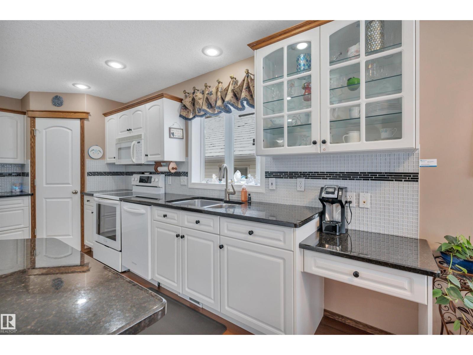 128 Regal WY, Sherwood Park