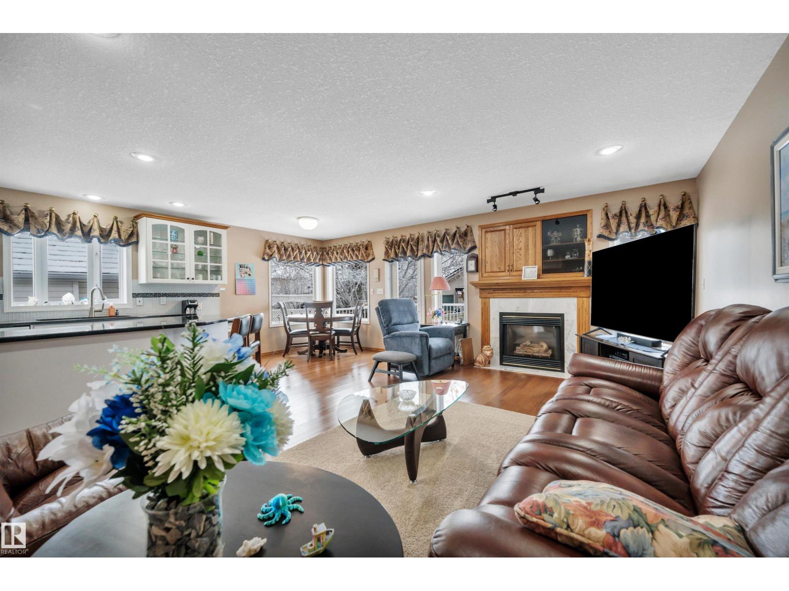 128 Regal WY, Sherwood Park