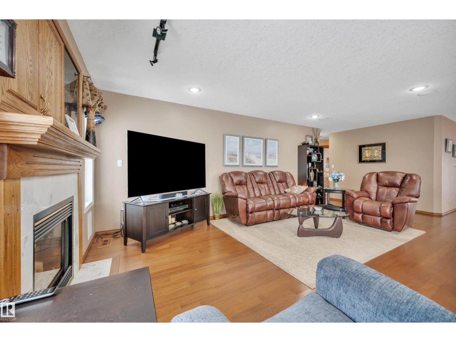 128 Regal WY, Sherwood Park