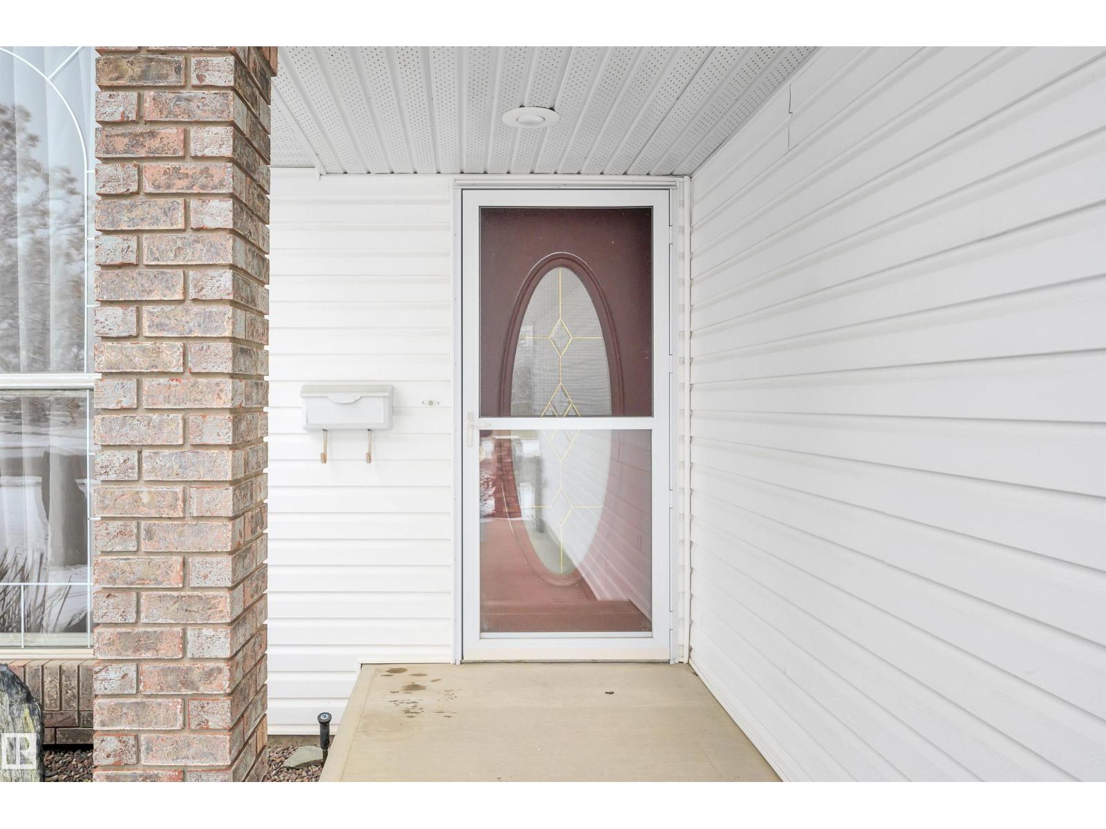 128 Regal WY, Sherwood Park