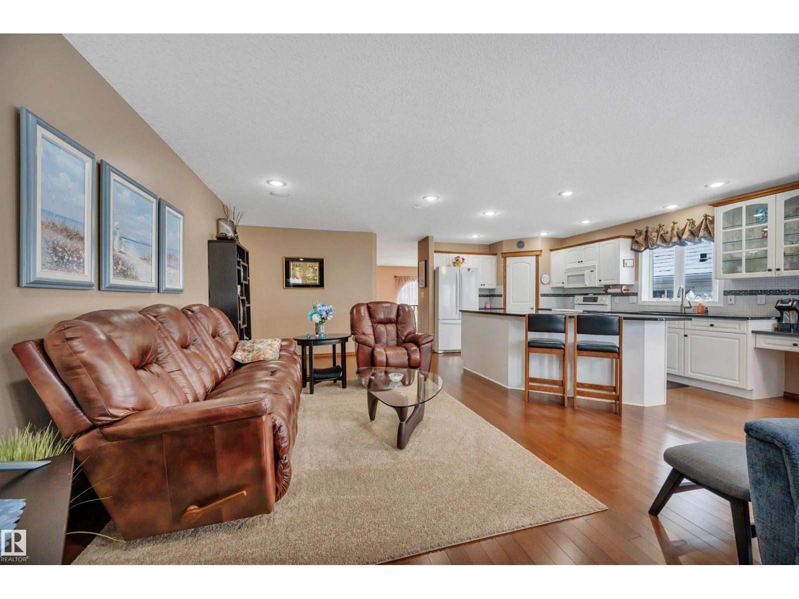128 Regal WY, Sherwood Park