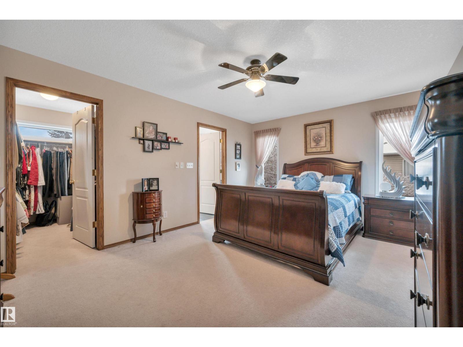 128 Regal WY, Sherwood Park