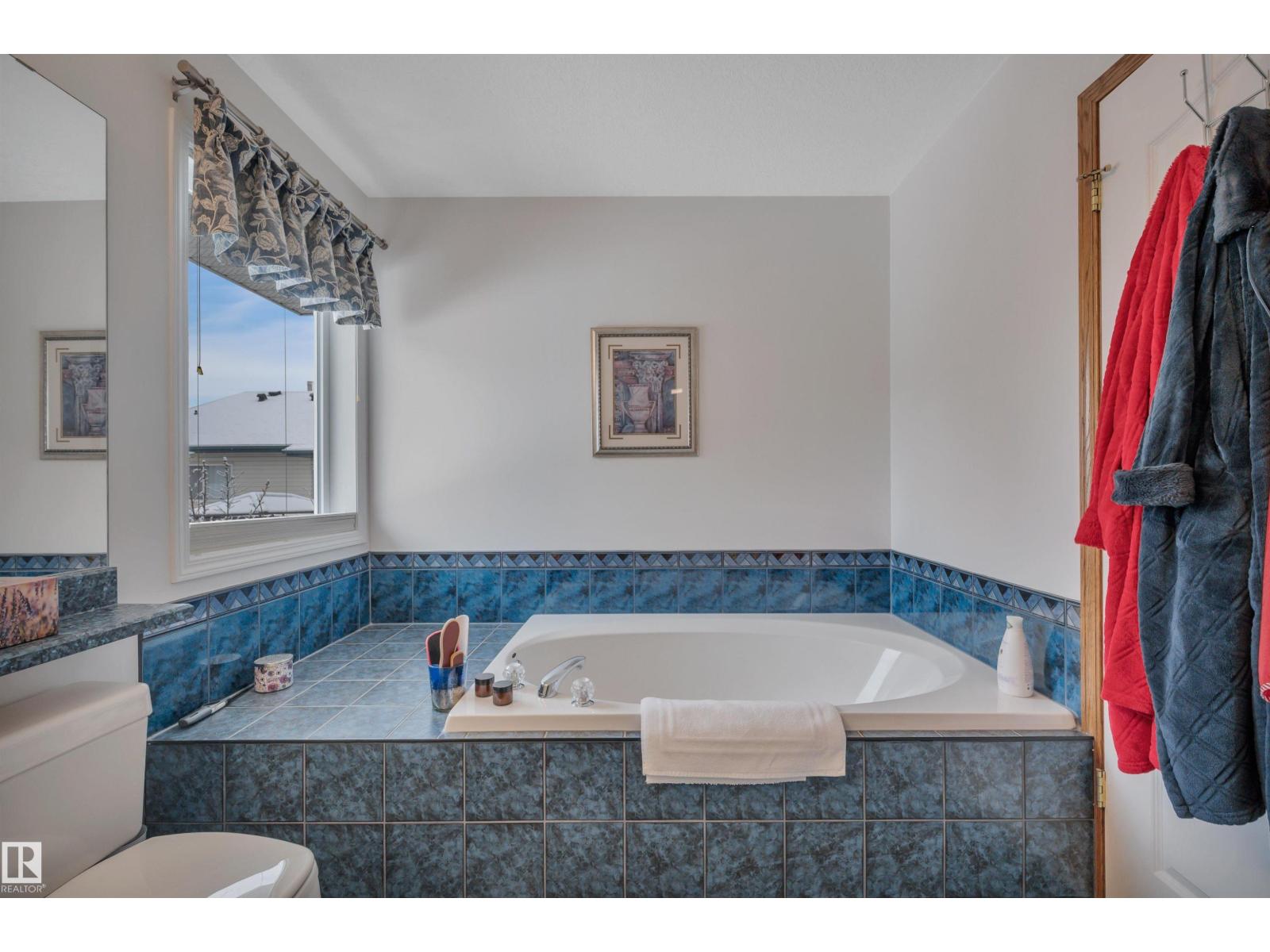 128 Regal WY, Sherwood Park