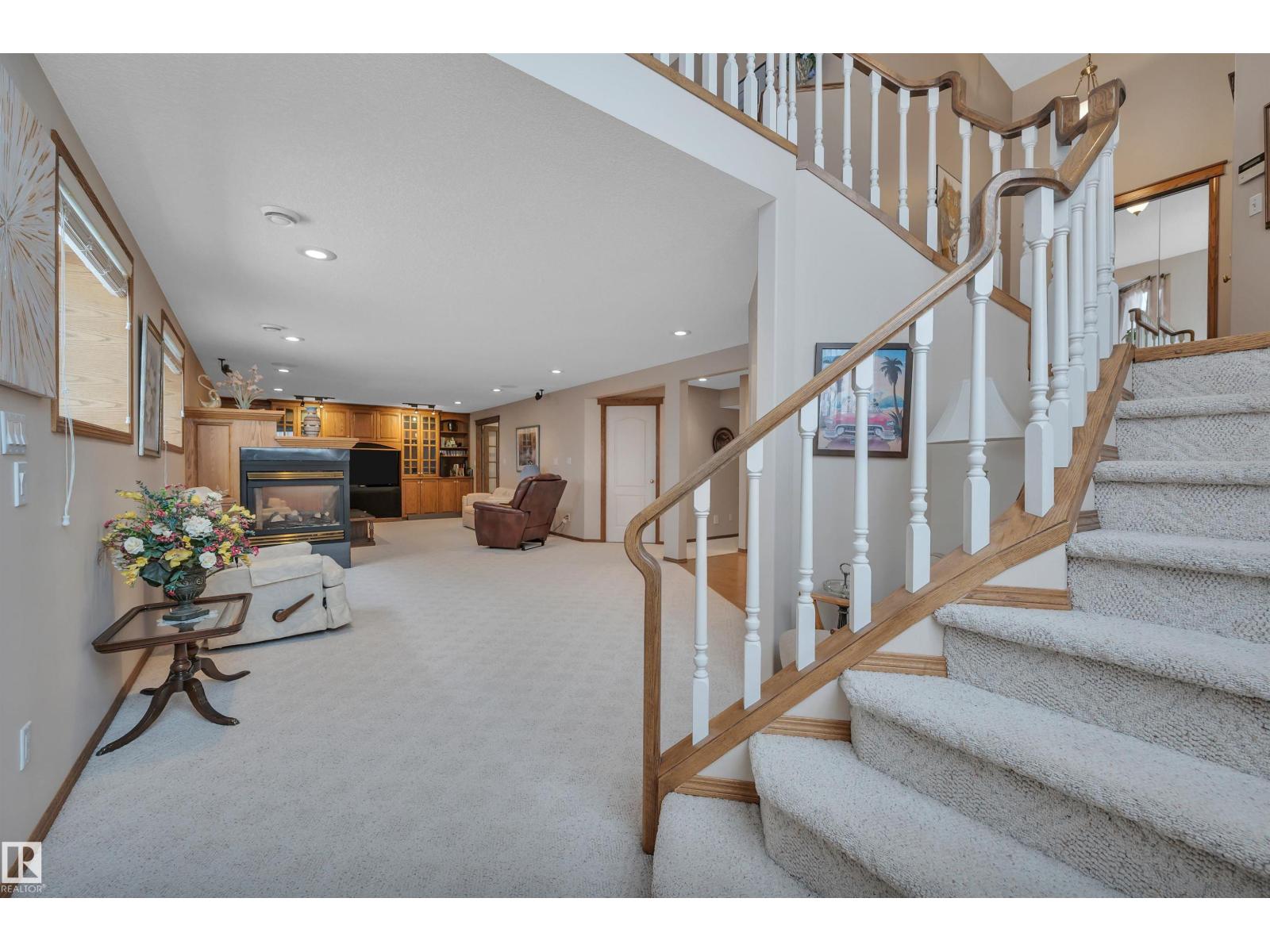 128 Regal WY, Sherwood Park