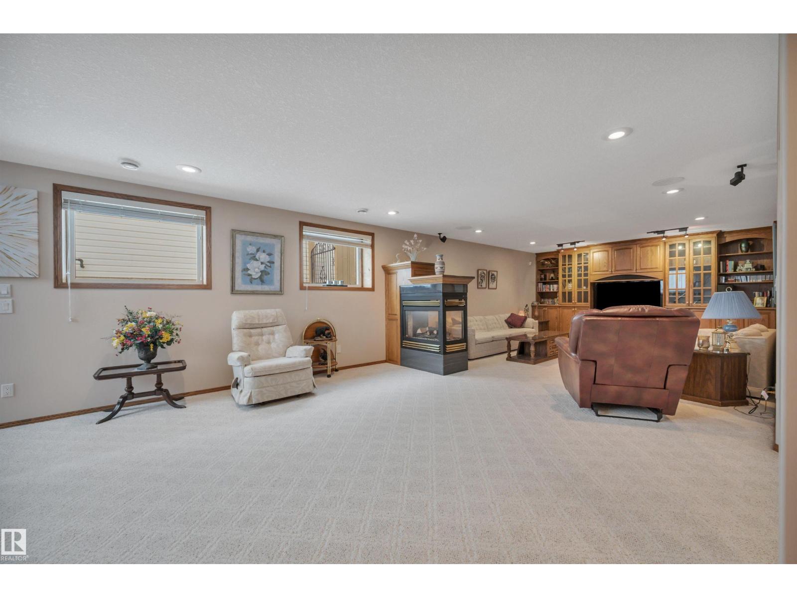 128 Regal WY, Sherwood Park