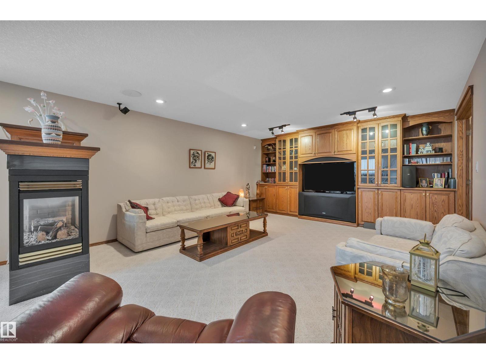 128 Regal WY, Sherwood Park