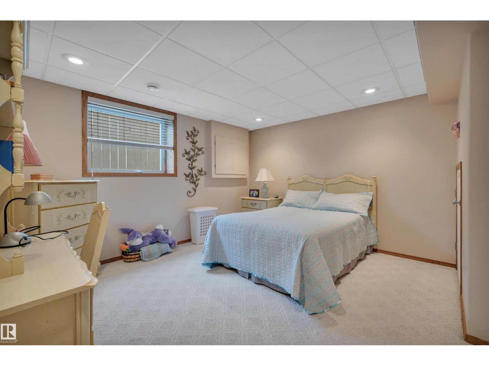 128 Regal WY, Sherwood Park