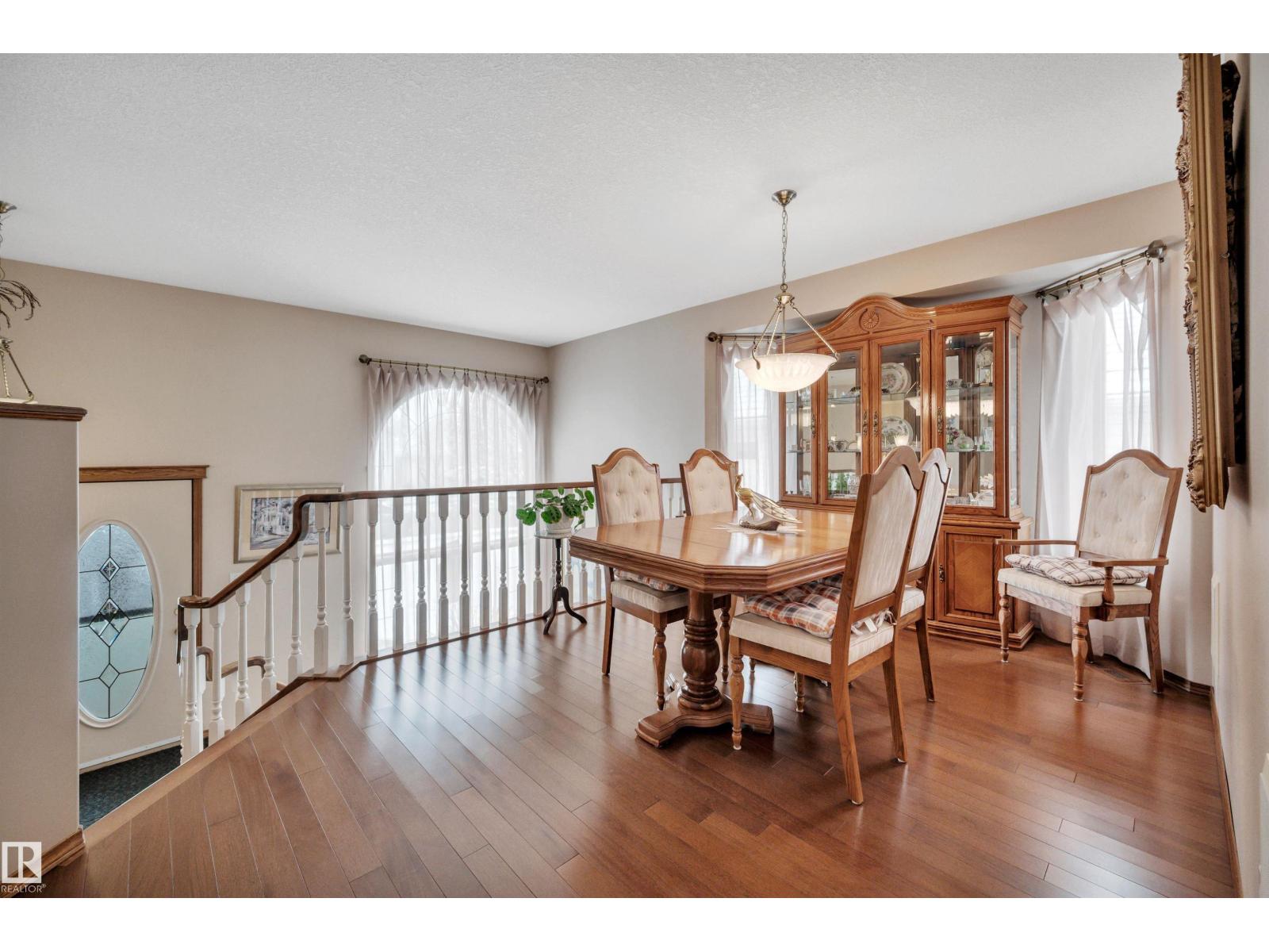 128 Regal WY, Sherwood Park