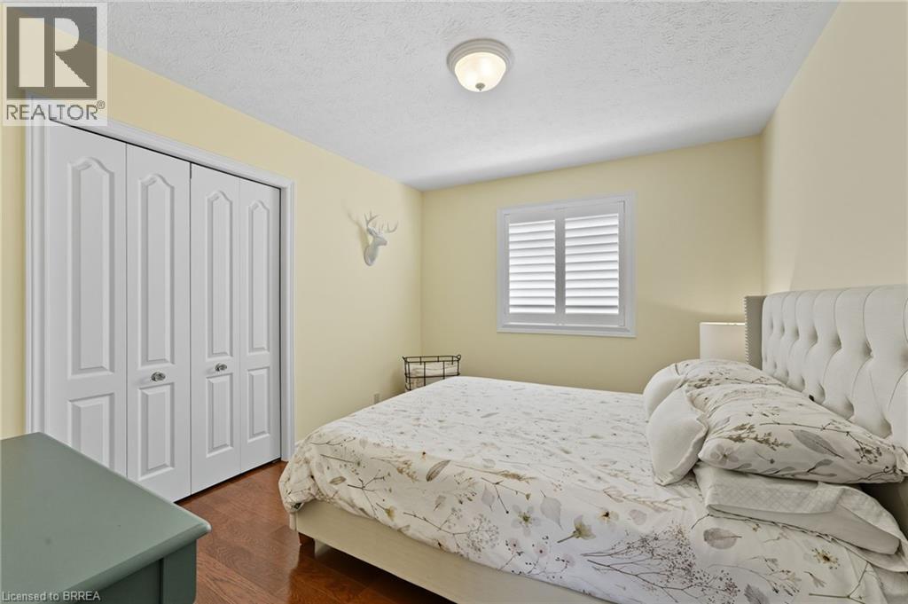 20 ZAVARELLA Court - 36