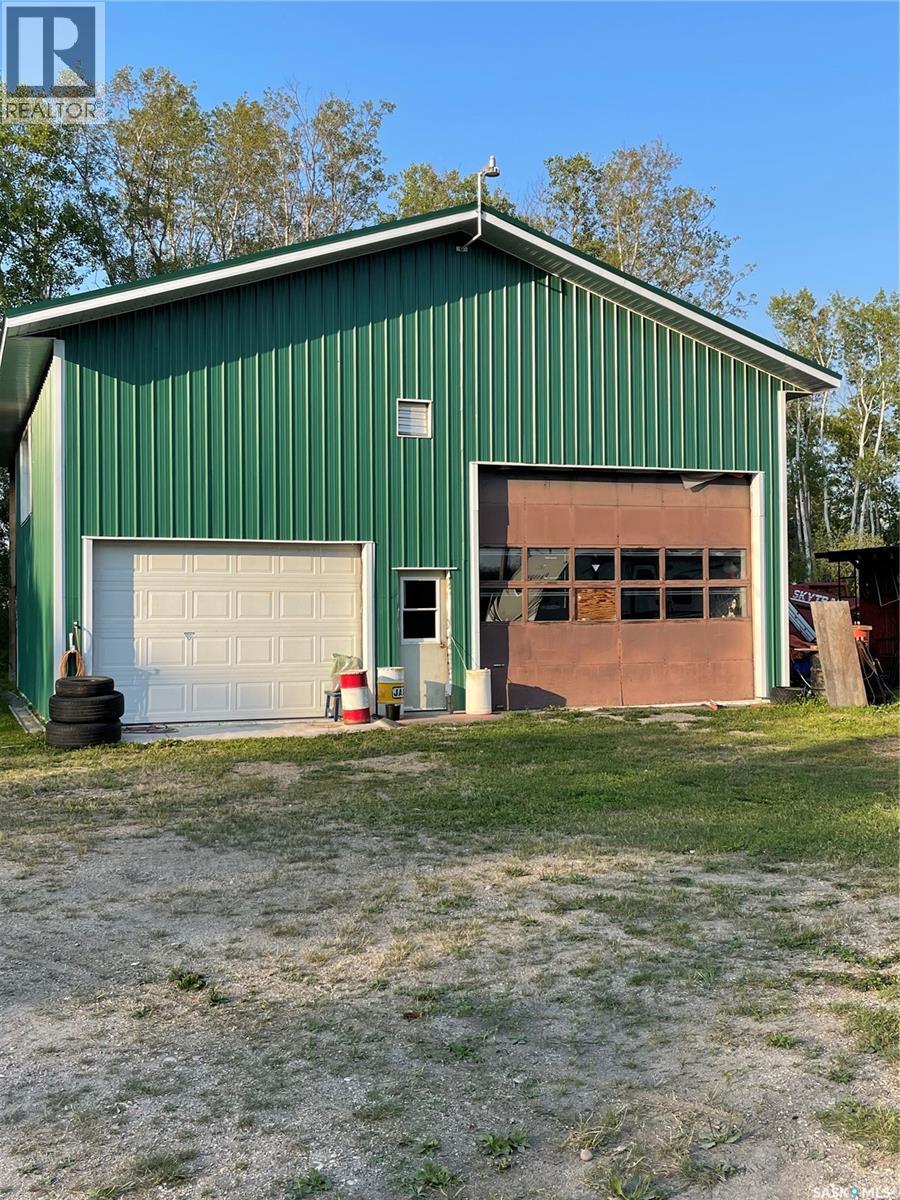 35 acres South Hudson Bay - 28