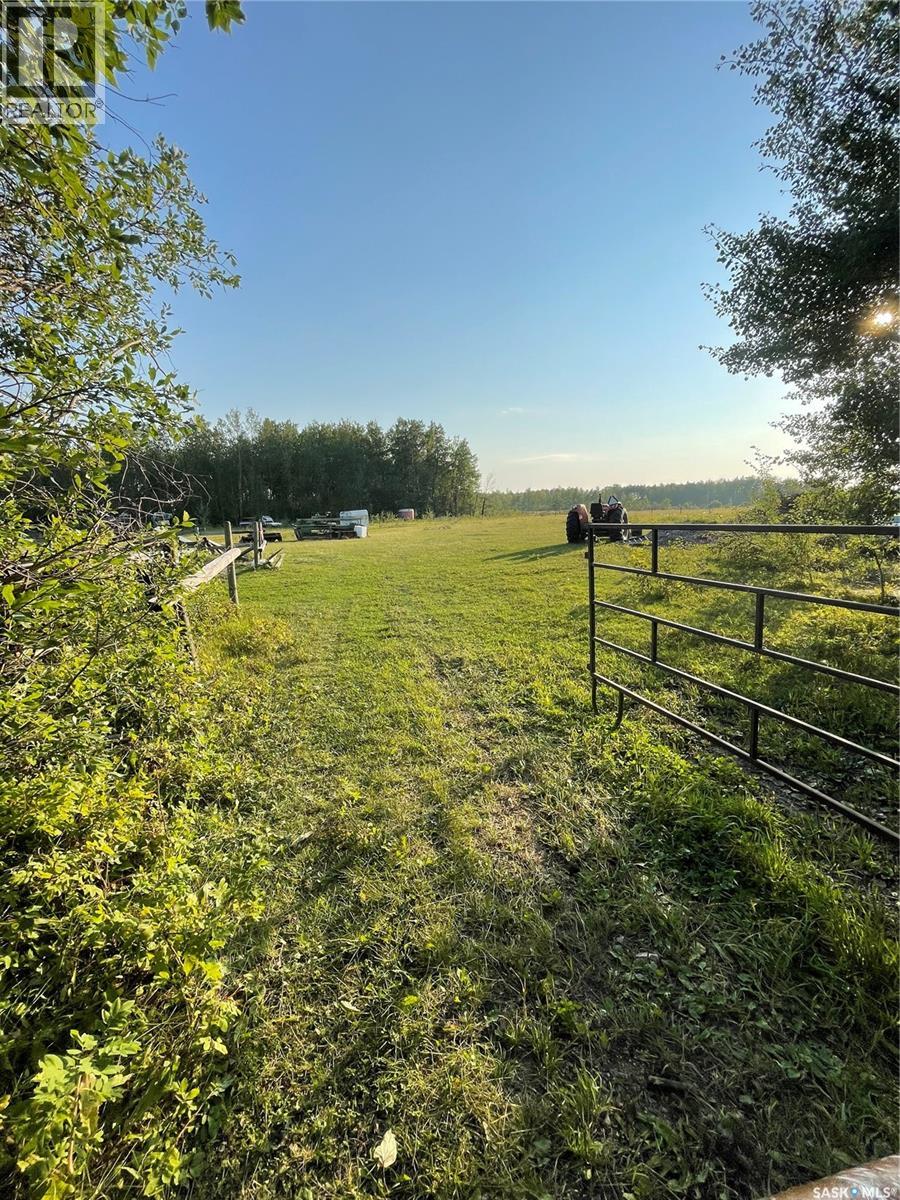35 acres South Hudson Bay - 44
