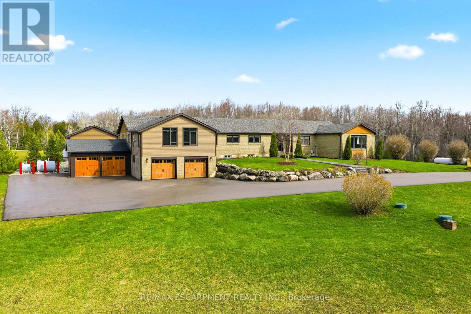 1371 10TH CONCESSION ROAD W