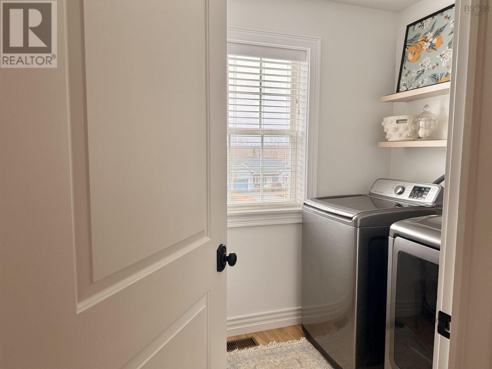 Property 28 of 42 of 15 Acorn Avenue