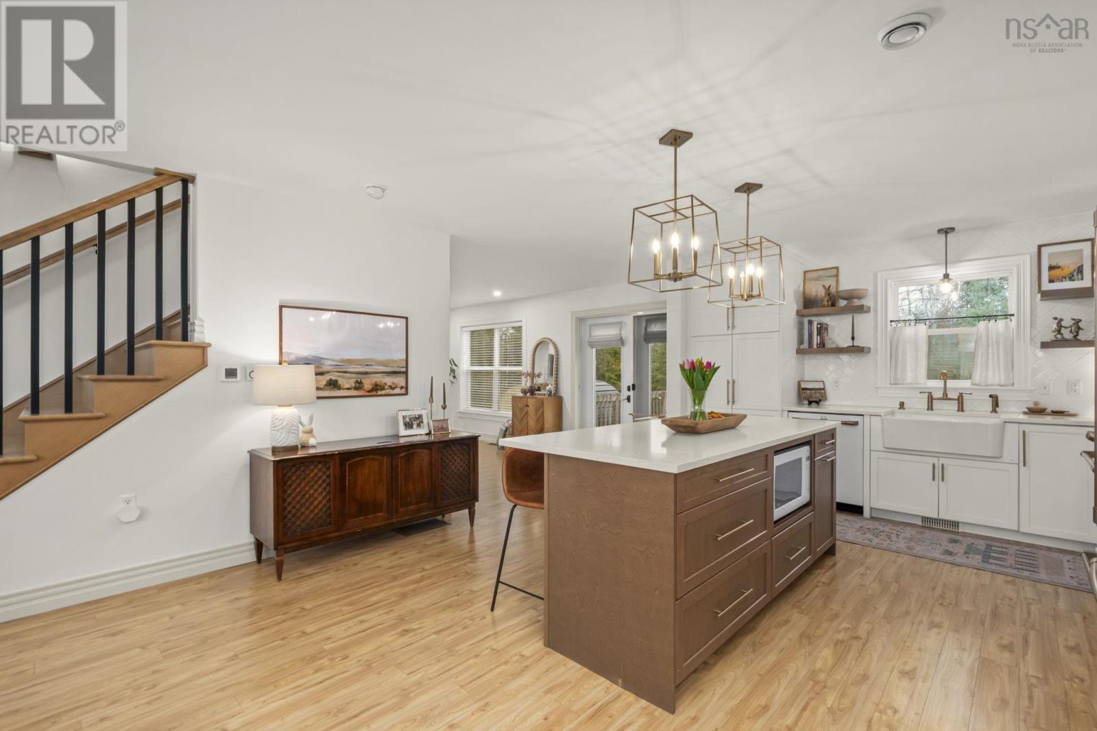 Property 7 of 42 of 15 Acorn Avenue