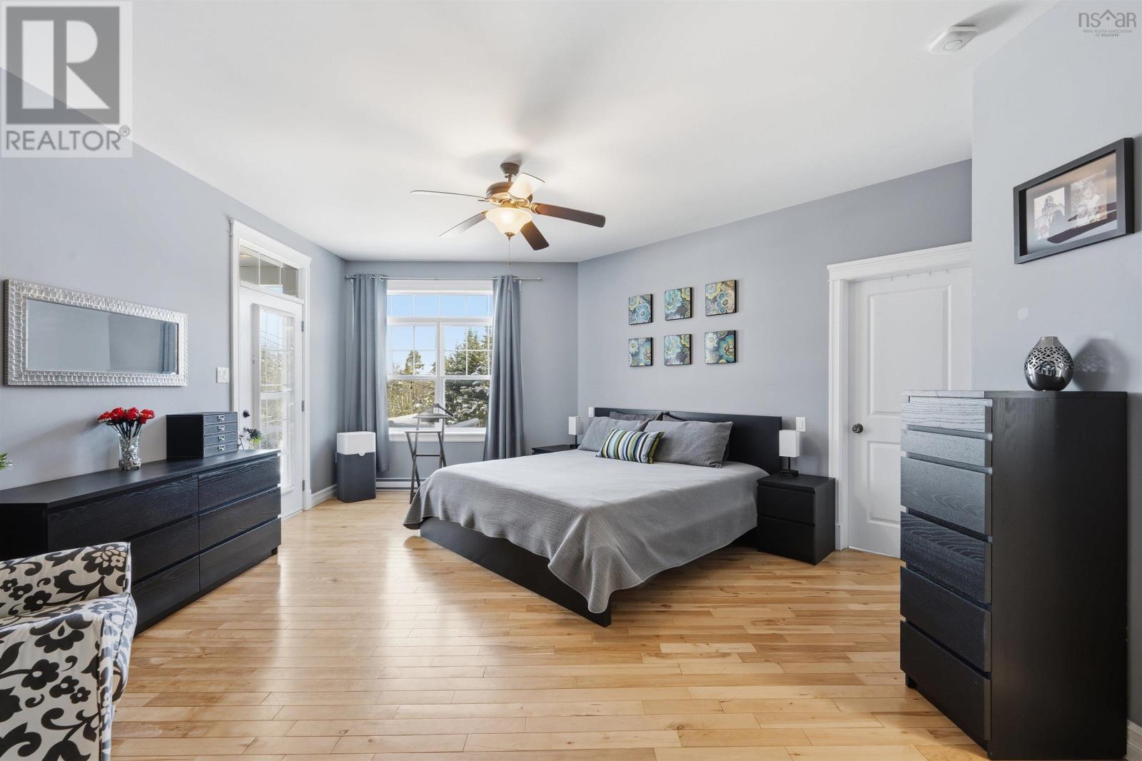 Property 17 of 50 of 124 Murray Road