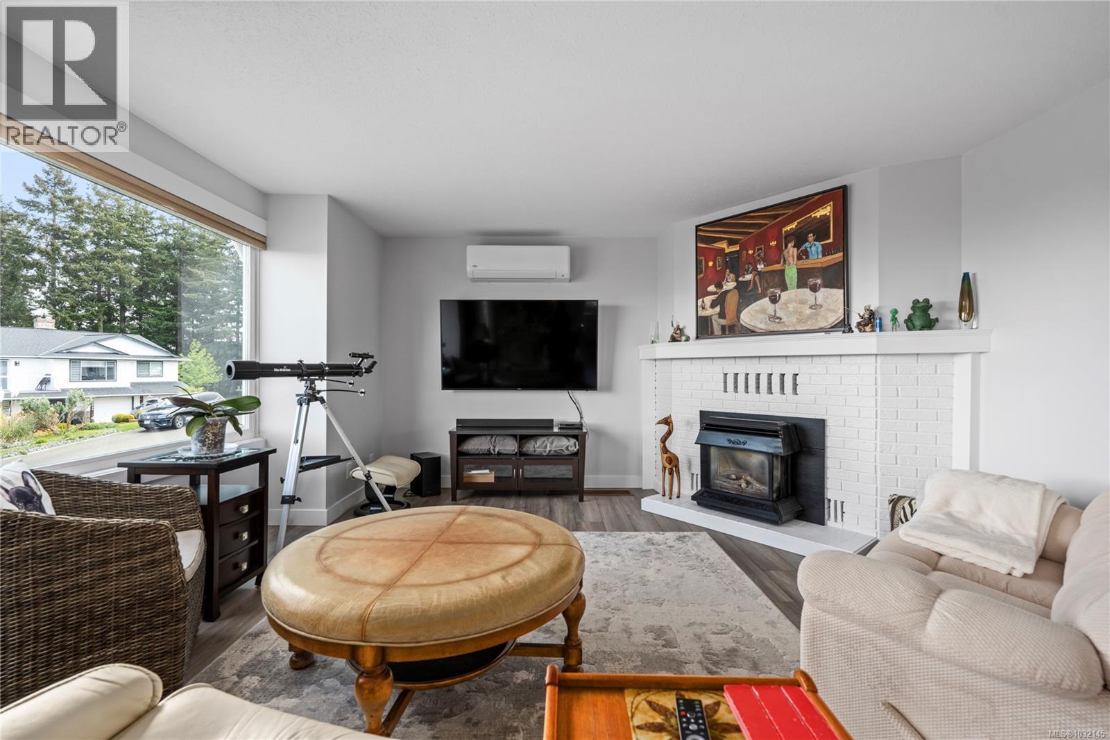 6255 SECHELT DR - 10