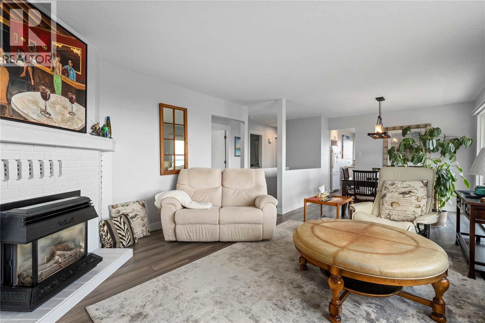 6255 SECHELT DR - 17