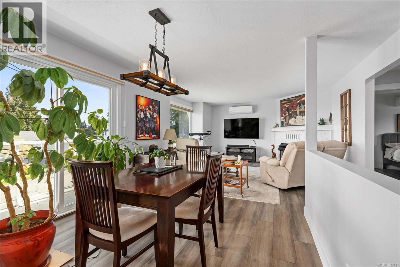 6255 SECHELT DR - 18