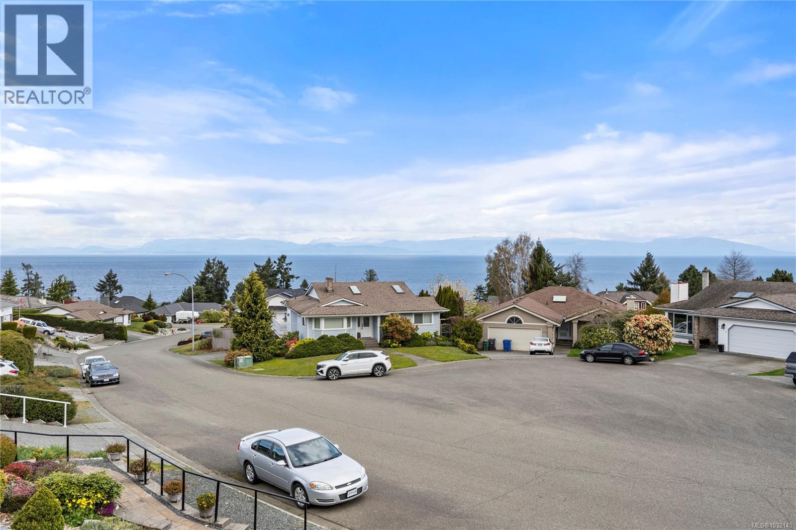 6255 SECHELT DR - Image 2
