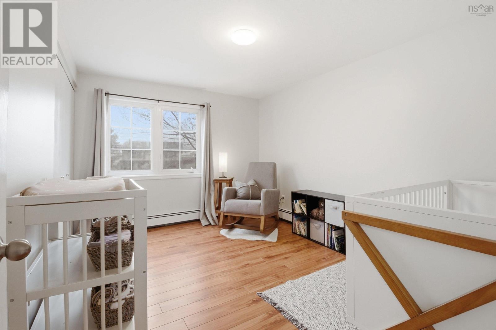 Property 24 of 41 of 10 Durham Way