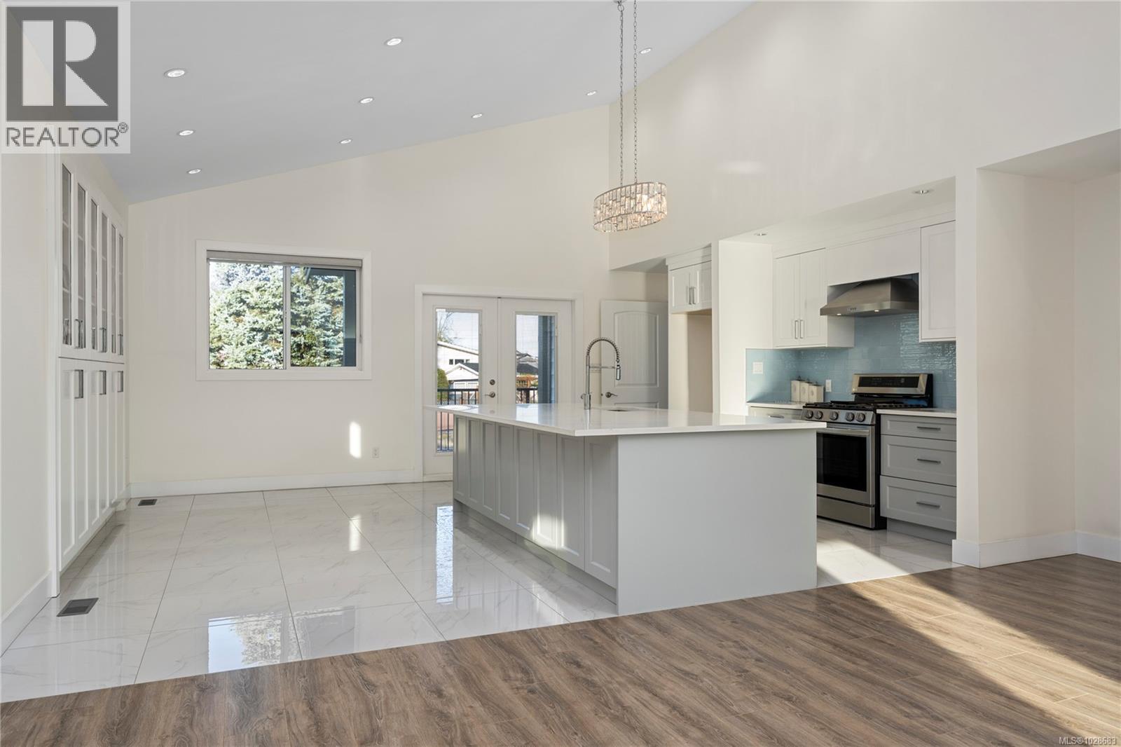 2270 Leighton Rd, Nanaimo