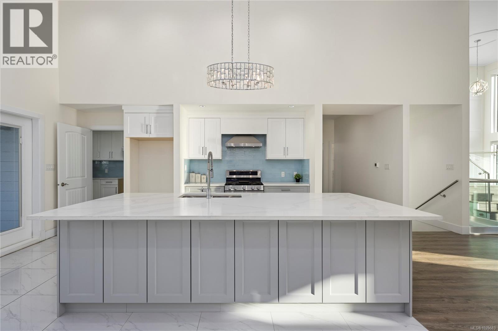 2270 Leighton Rd, Nanaimo