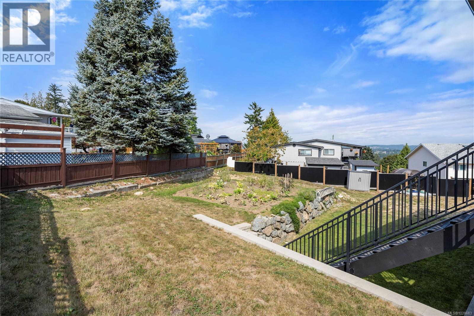 2270 Leighton Rd, Nanaimo