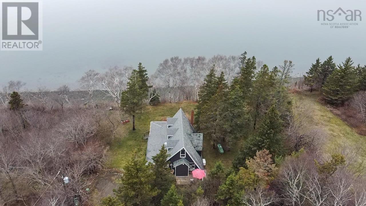 Property 48 of 50 of 7055 Highway 101