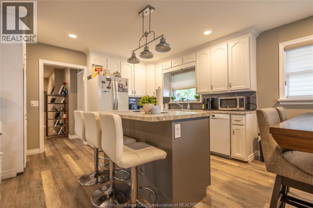 7 GLADSTONE AVENUE - 19