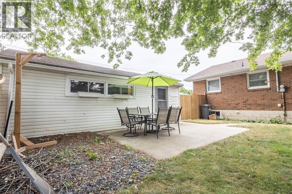 7 GLADSTONE AVENUE - 44