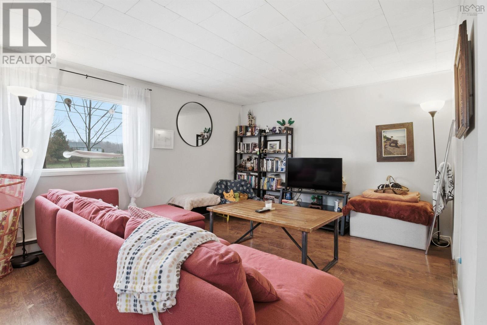 Property 13 of 29 of 12164 Highway 1