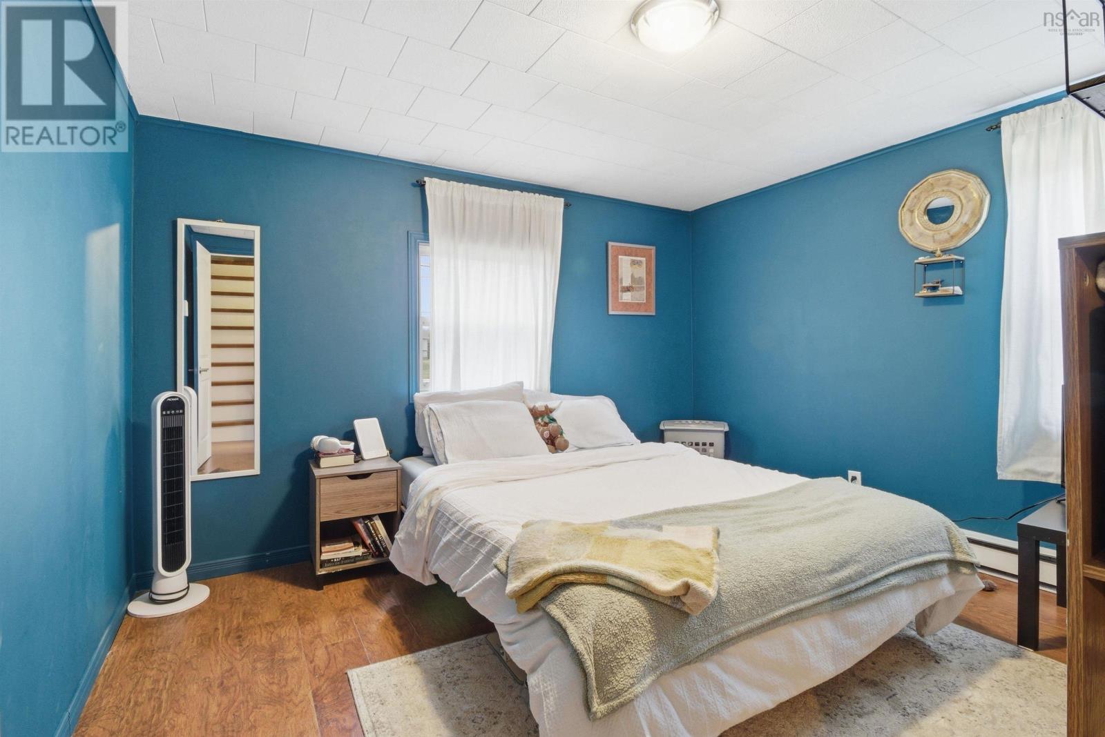 Property 19 of 29 of 12164 Highway 1