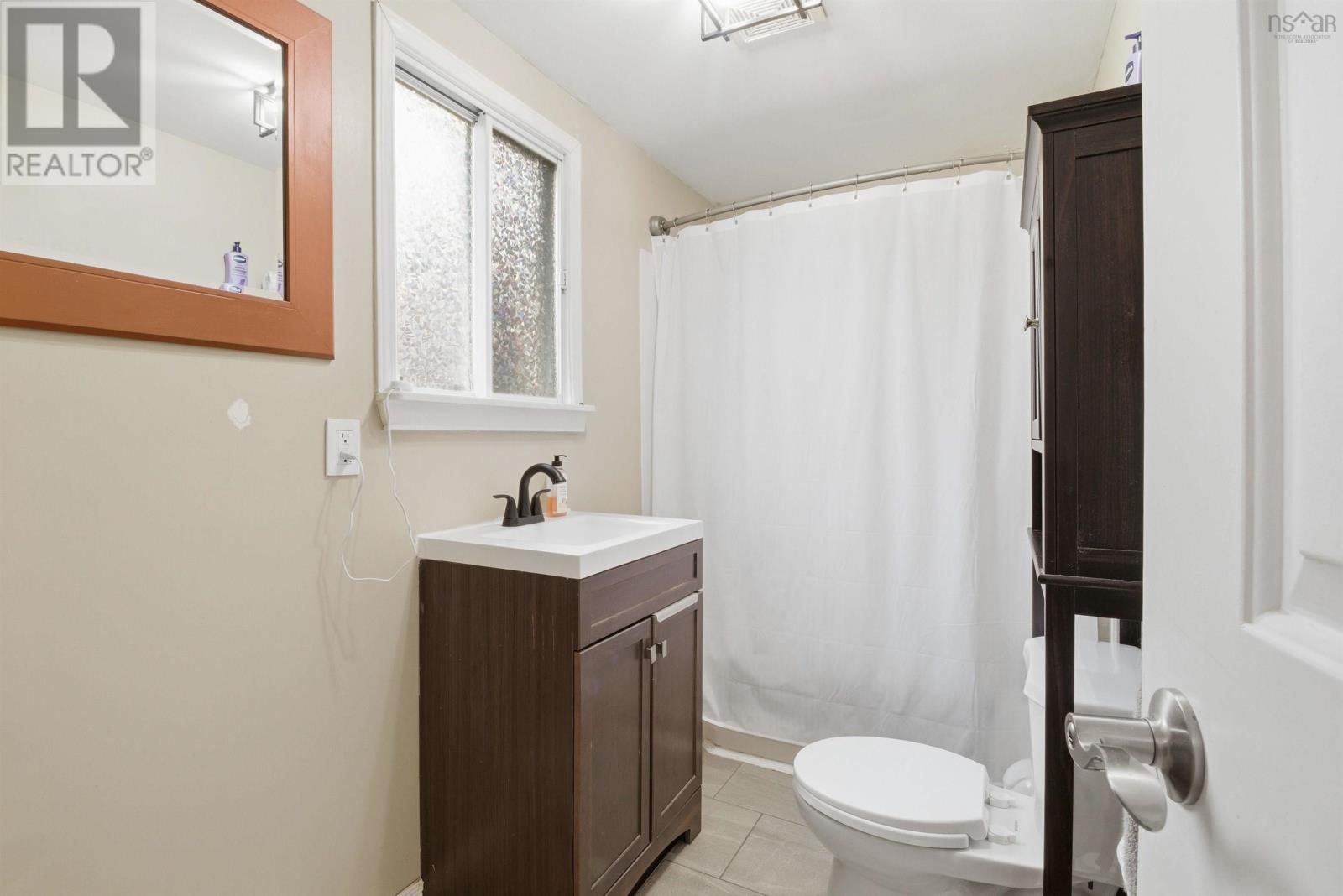 Property 8 of 29 of 12164 Highway 1