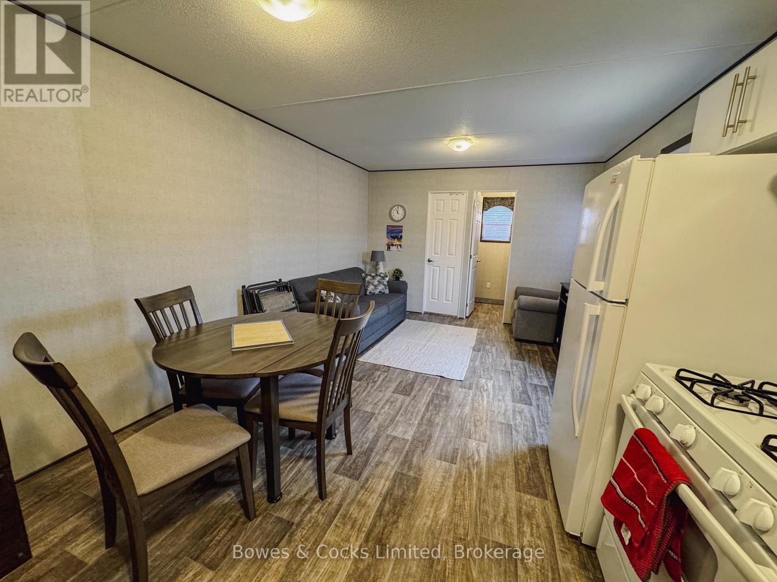 10 LAMBTON - 1235 VILLIERS LINE — photo 9