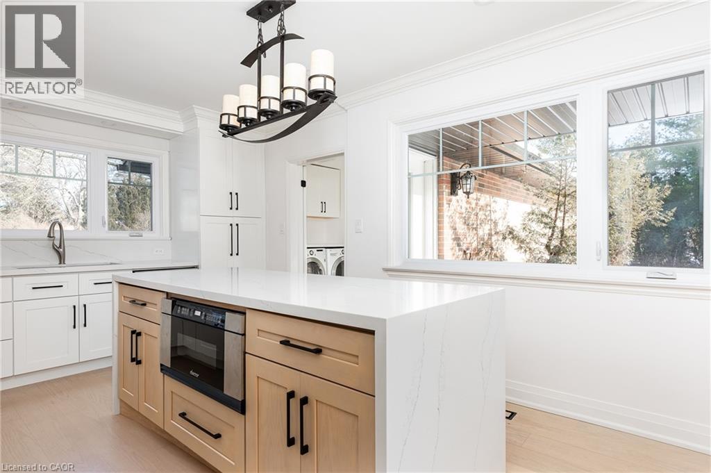 134 ABBEY Court, Oakville, Ontario, L6J4L1 — Photo 12