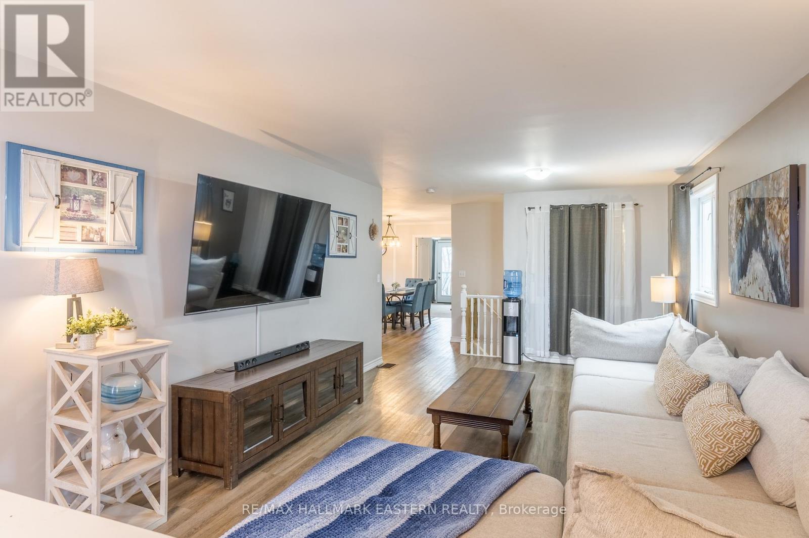 702 TRAILVIEW DRIVE — photo 10