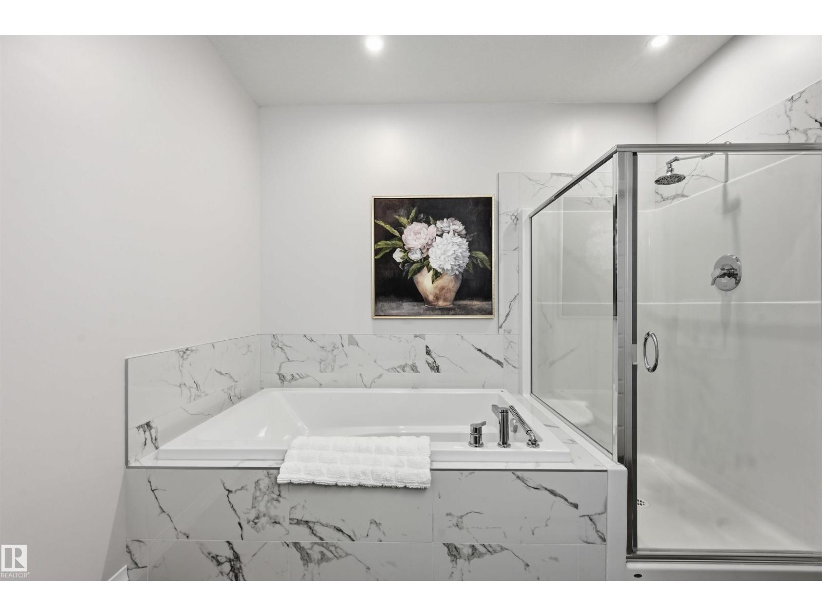 2520 206 ST NW, Edmonton