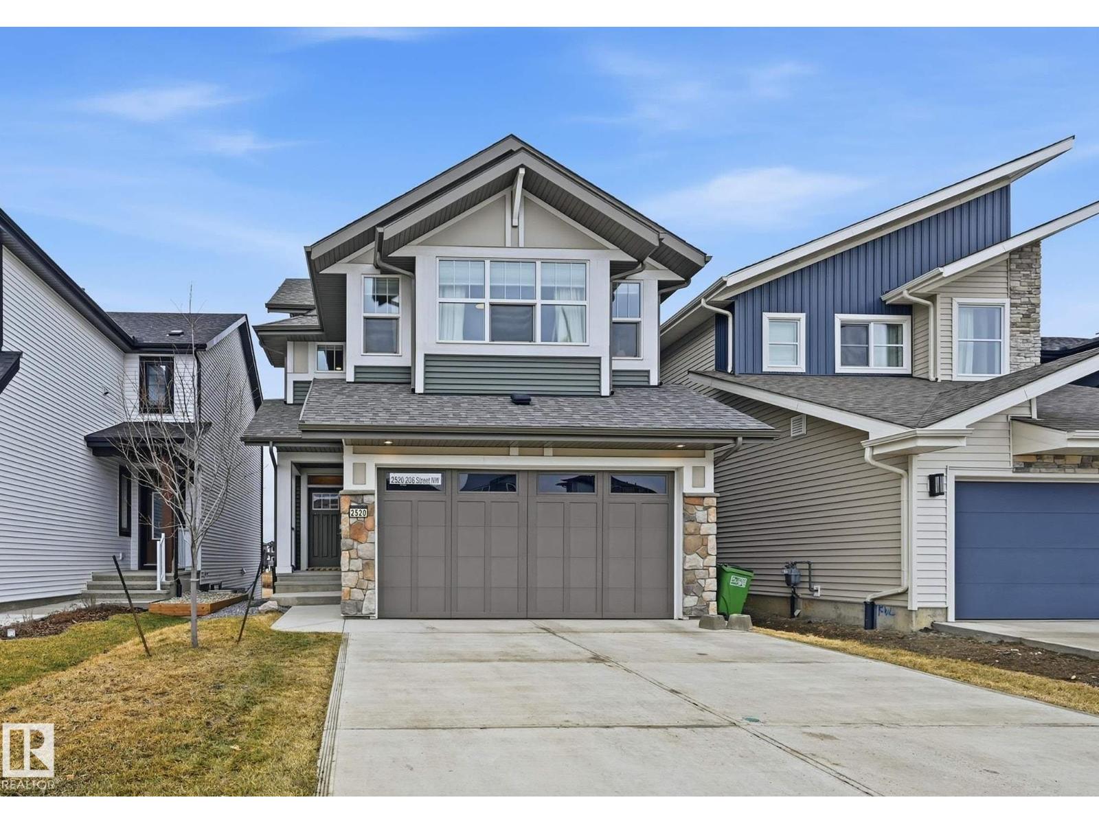 2520 206 ST NW, Edmonton
