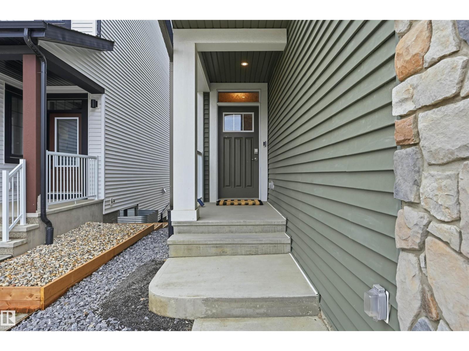 2520 206 ST NW, Edmonton