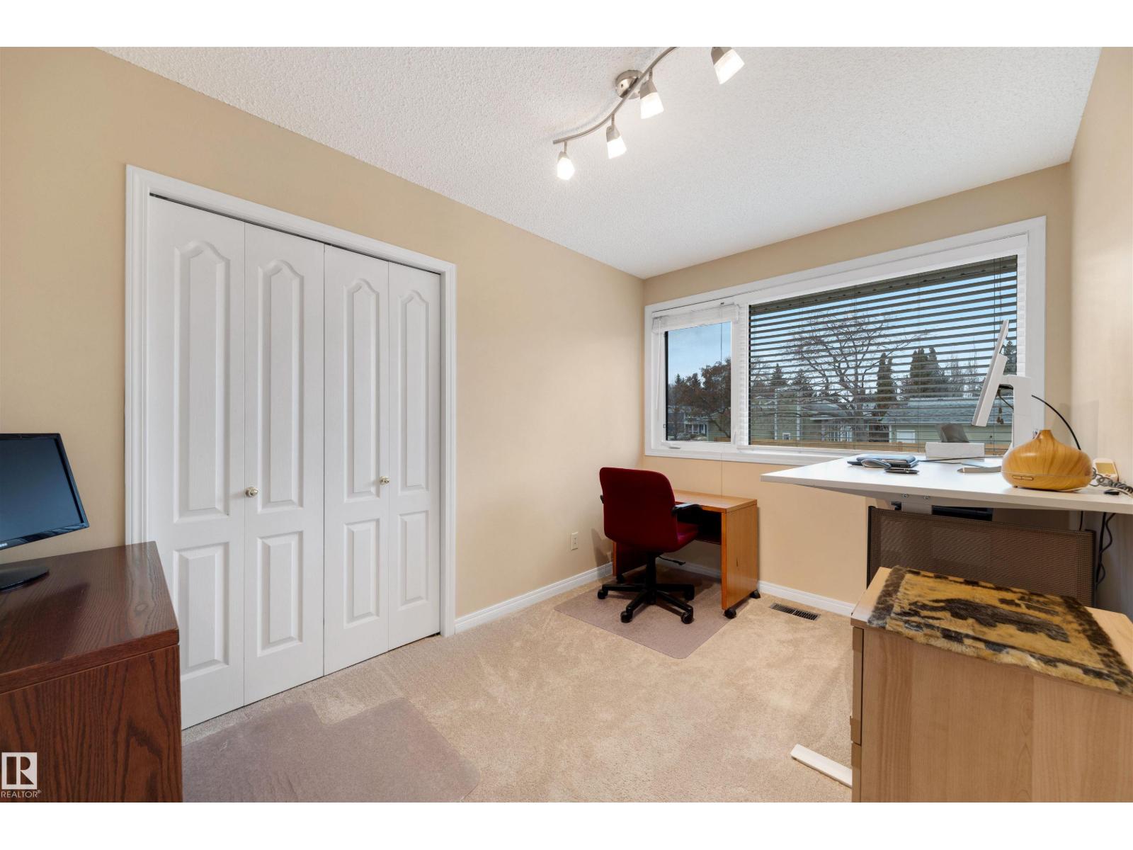 12219 42A AV NW, Edmonton