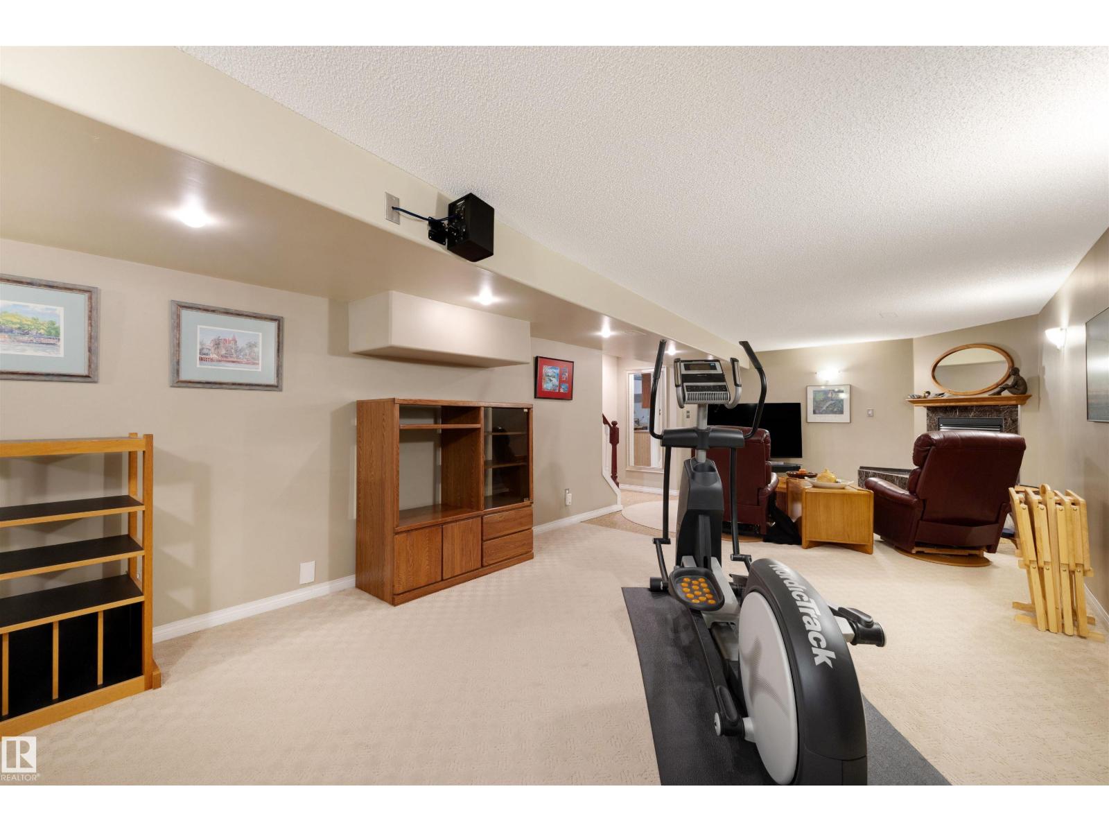 12219 42A AV NW, Edmonton