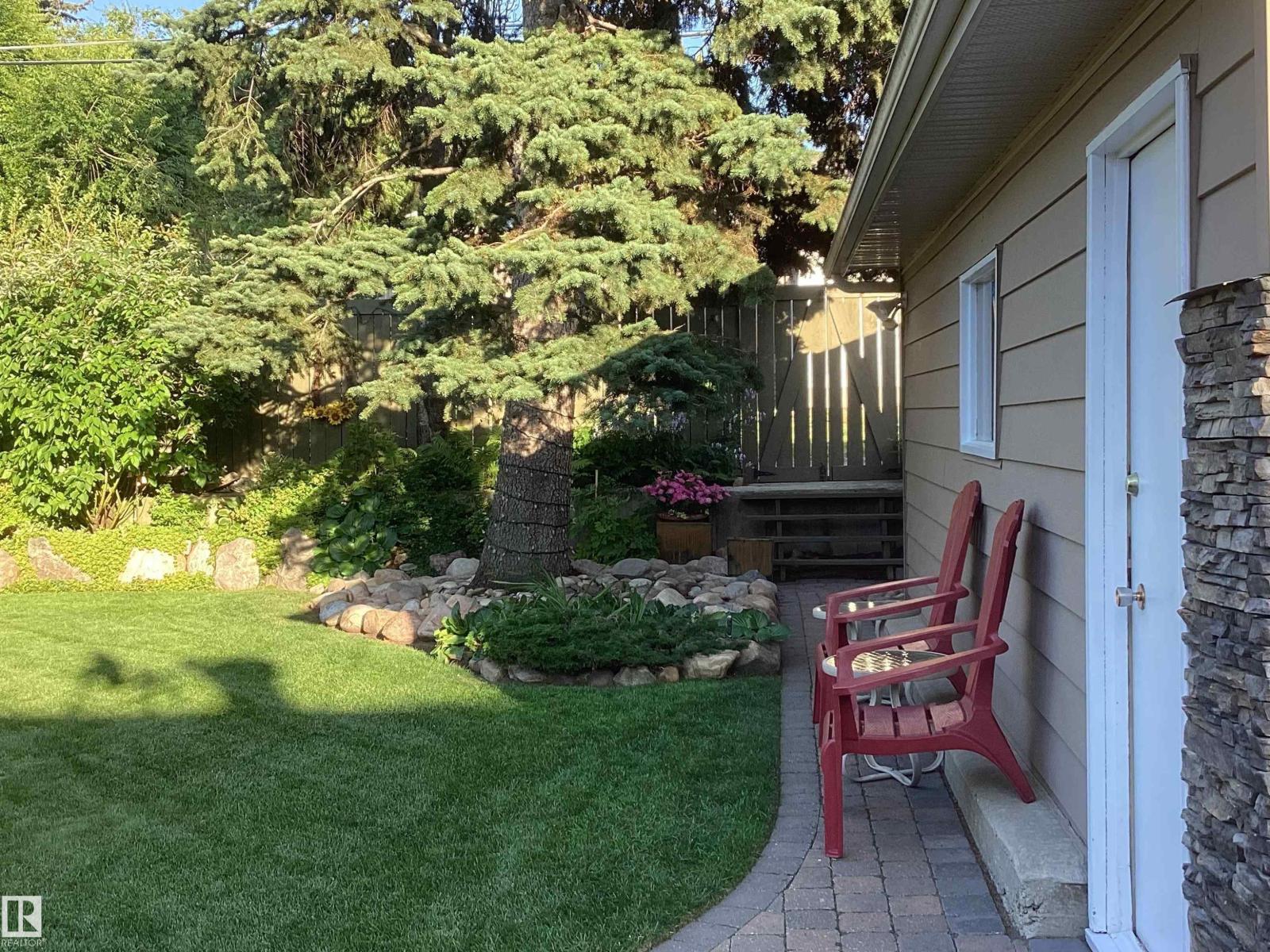 12219 42A AV NW, Edmonton