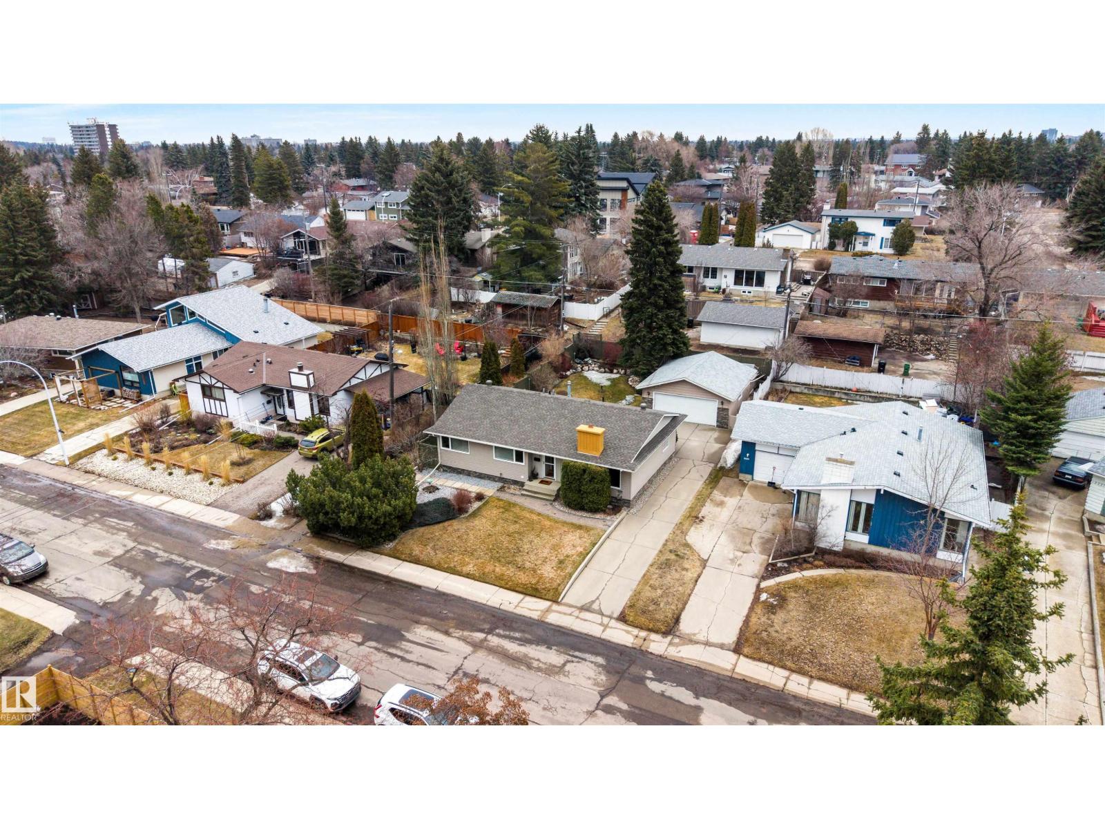 12219 42A AV NW, Edmonton