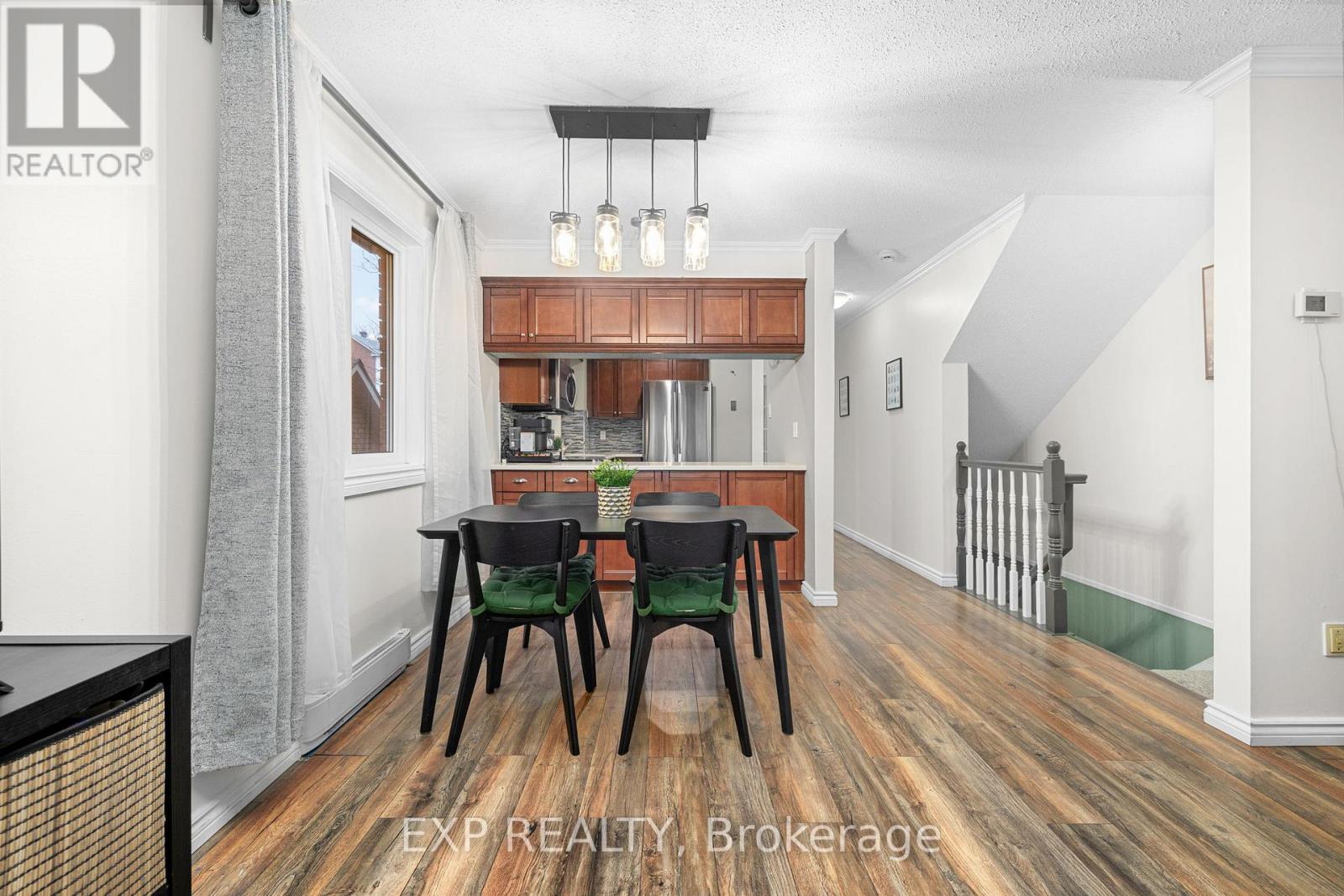 171 BRISTON PRIVATE - 15