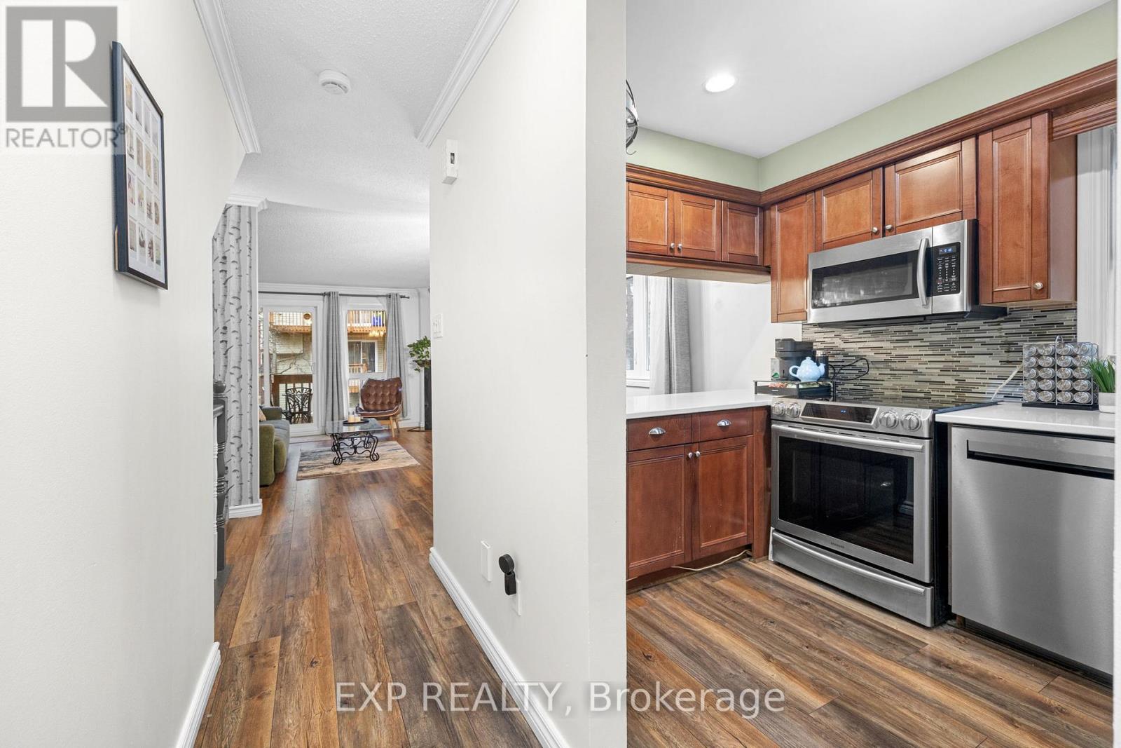 171 BRISTON PRIVATE - 7